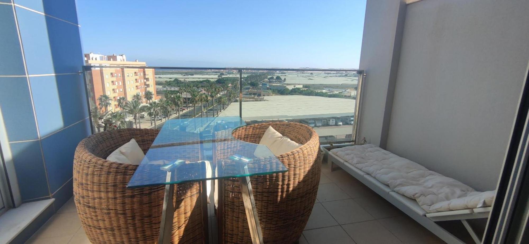 Deluxe: Hidromasaje, Terraza Y Vistas. Apartamento